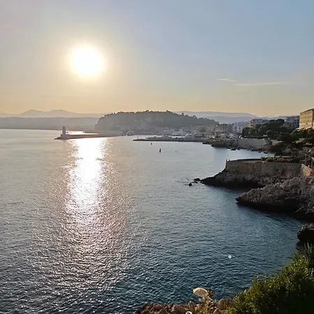 3p 72m2 Climatise Vue Exceptionnelle Cathedrale St Nicolas Et Apartment