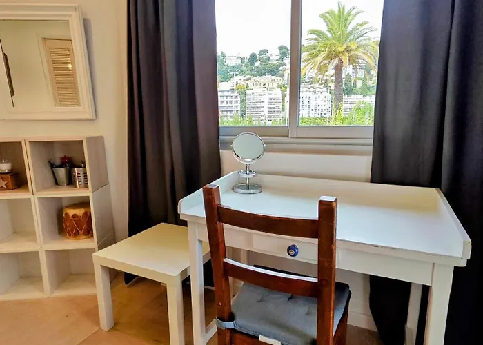 3p 72m2 Climatise Vue Exceptionnelle Cathedrale St Nicolas Et *