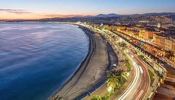 3p 72m2 Climatise Vue Exceptionnelle Cathedrale St Nicolas Et * Nice