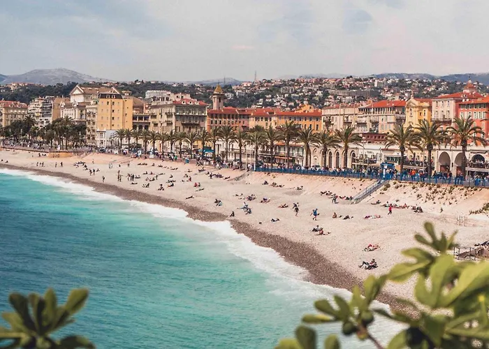 3p 72m2 Climatise Vue Exceptionnelle Cathedrale St Nicolas Et Nice